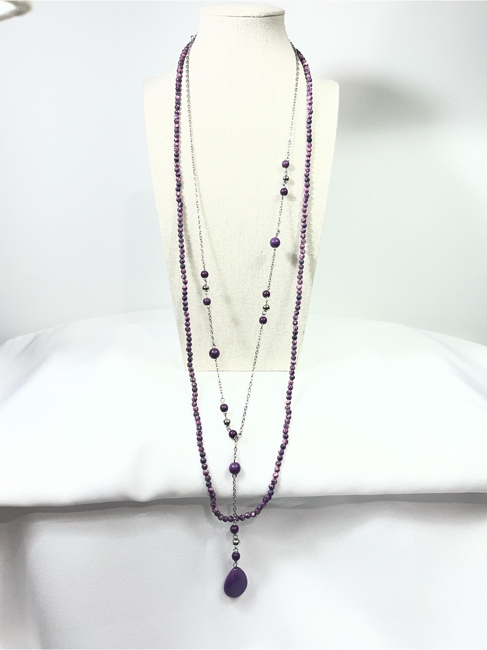 Lot of 2 Stone Beaded Necklaces, 1 Paparazzi Modern Mountaineer & 1 unbranded